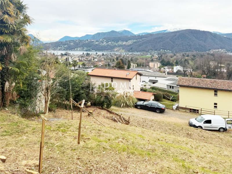 Plot of land with approved project in Pura (1)