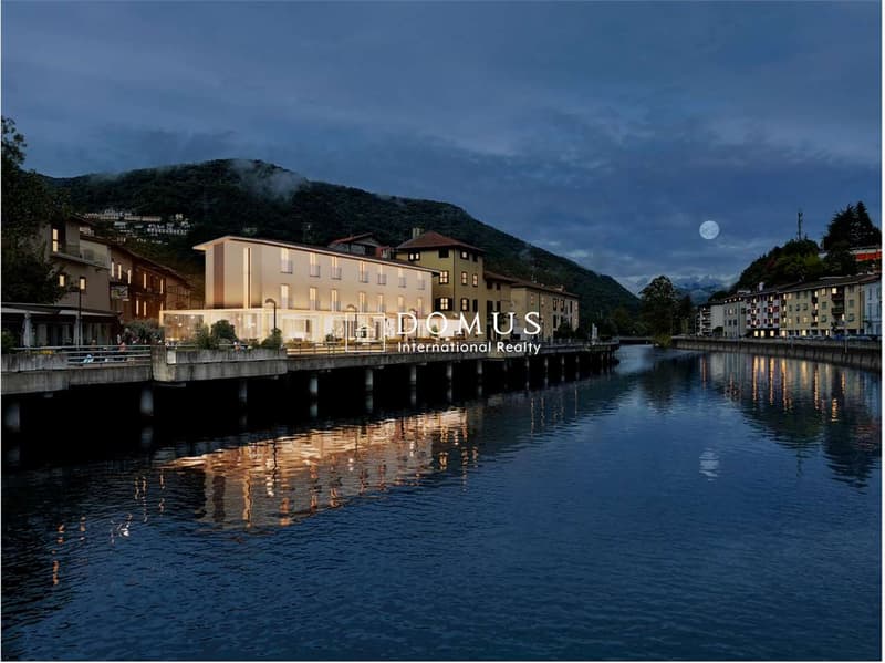 Prestigious lakefront building (1)
