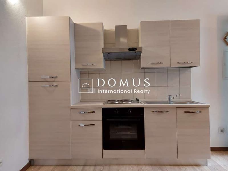 Zentrale und möblierte 2.5-Zimmer-Wohnung (2)