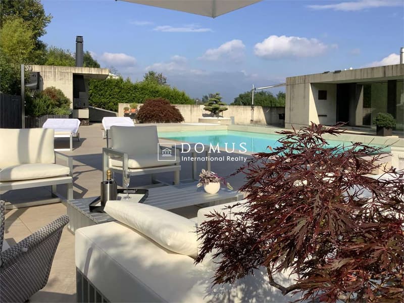 Villa mit Seeblick und Pool (2)