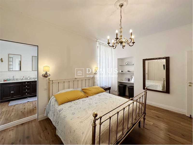Dachgeschoss-Duplex im pulsierenden Herzen der Stadt (5)