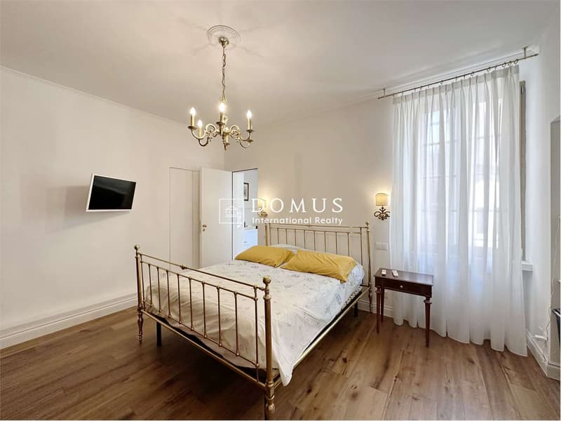 Dachgeschoss-Duplex im pulsierenden Herzen der Stadt (4)