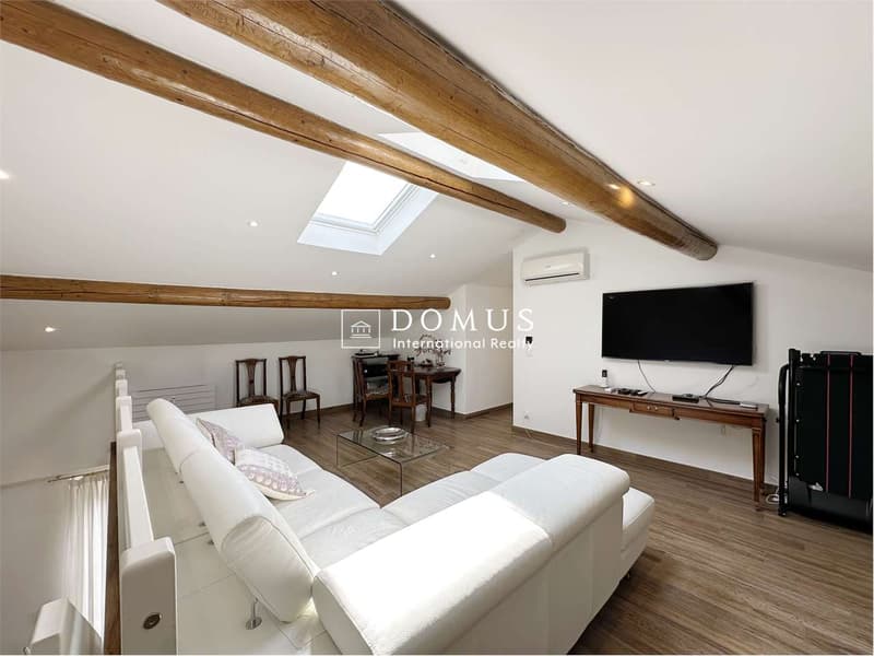 Dachgeschoss-Duplex im pulsierenden Herzen der Stadt (10)