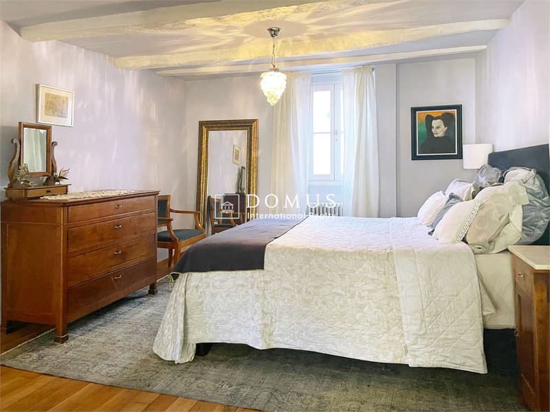 Historic Ticino house in the historic center of Caslano (6)