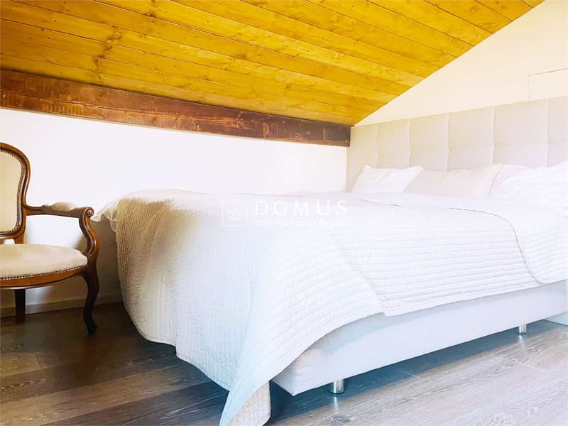 Historic Ticino house in the historic center of Caslano (2)