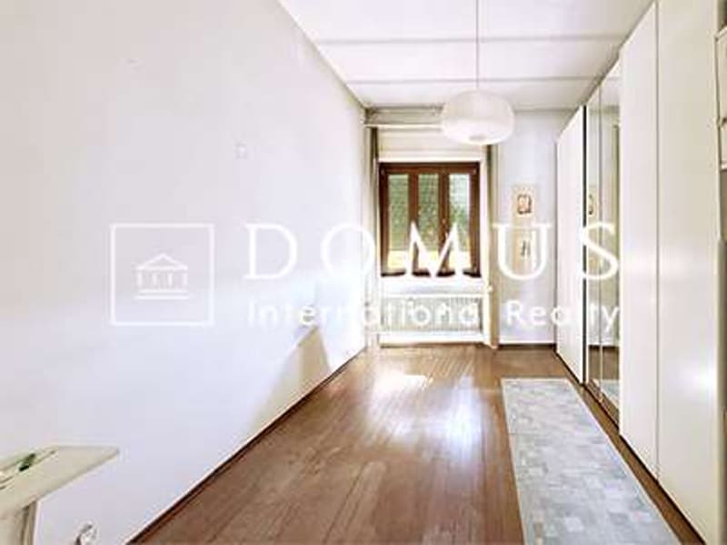 Semi-detached villa surrounded by greenery with buildable park (10)