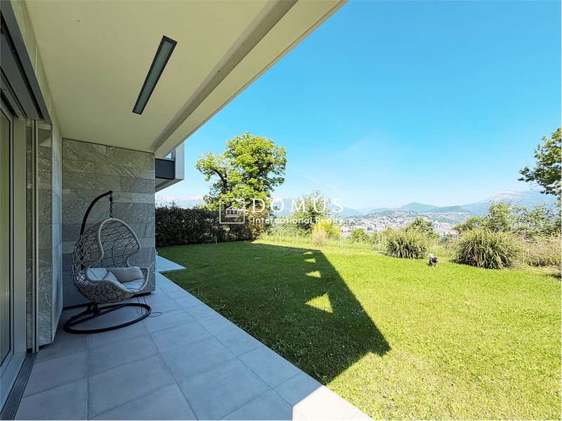Prestigioso appartamento di lusso con vista lago (1)