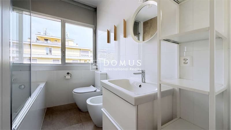 Elegante appartamento con vista lago (10)