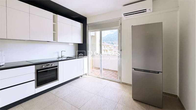 Elegante appartamento con vista lago (4)