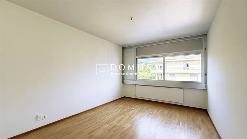 Elegante appartamento con vista lago (7)