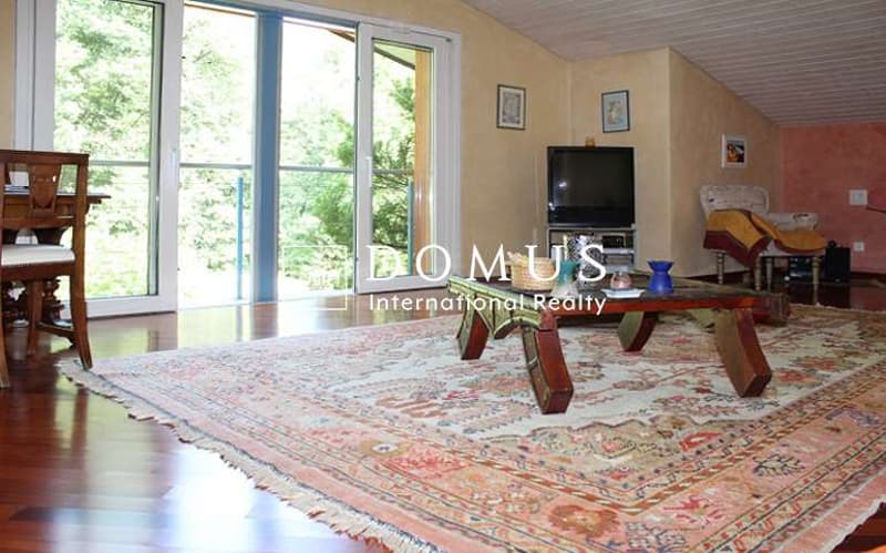 Villa con grande parco e 3 box per cavalli (10)
