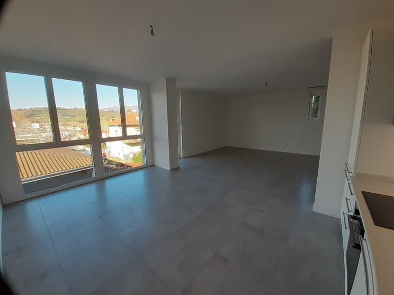 Appartement moderne 3.5 pièces à Balerna avec garage (3)