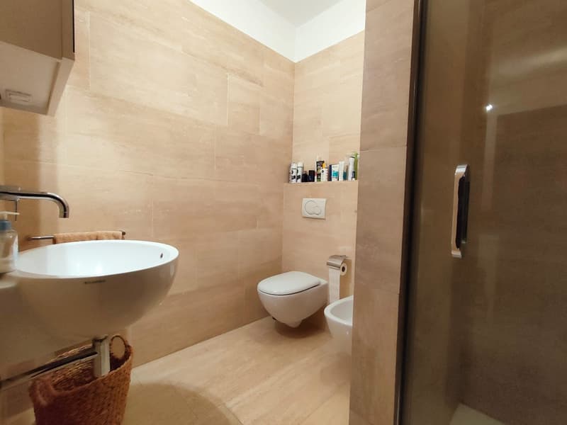 Appartement élégant de 4,5 pièces à quelques pas du centre (14)