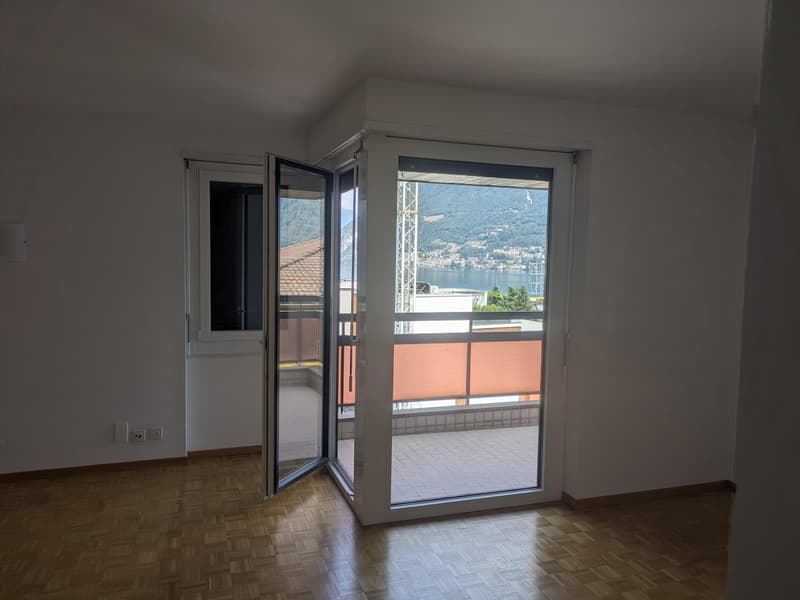 Location appartement 1.5 pièces avec vue sur le lac à Melide (2)