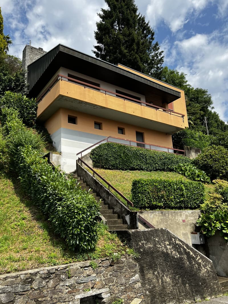Casa indipendente con spettacolare vista aperta (11)