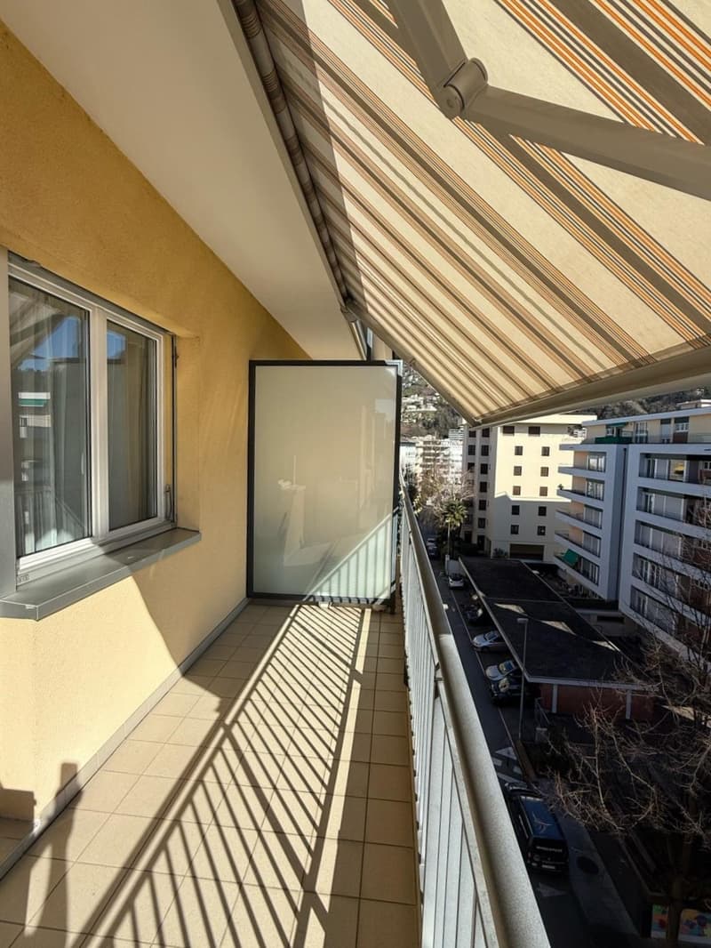 Luminoso 3.5 locali, ultimo piano, anche app. di vacanza AV-080 (11)