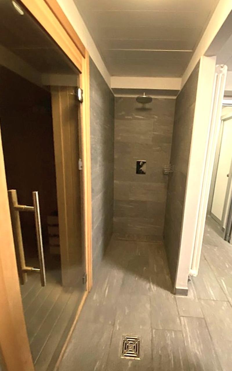 3.5 locali, ristrutturato con box privato, Paradiso AV096-22 (17)