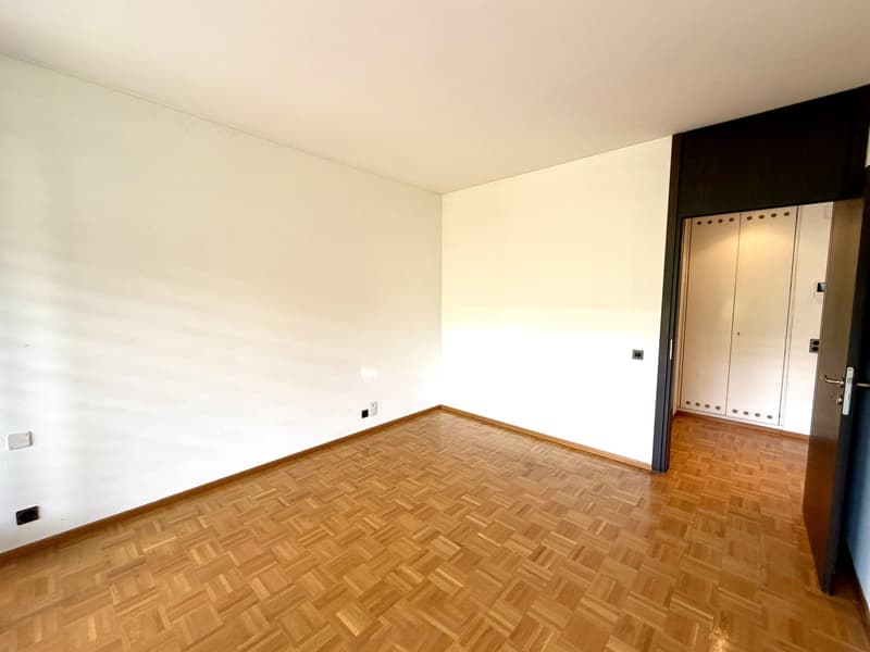 Centralissimo 2.5 locali nel cuore di Lugano (13)
