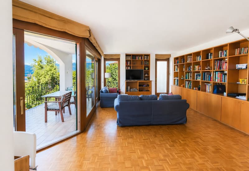 Appartamento 4.5 locali con vista aperta su lago e montagne (4)