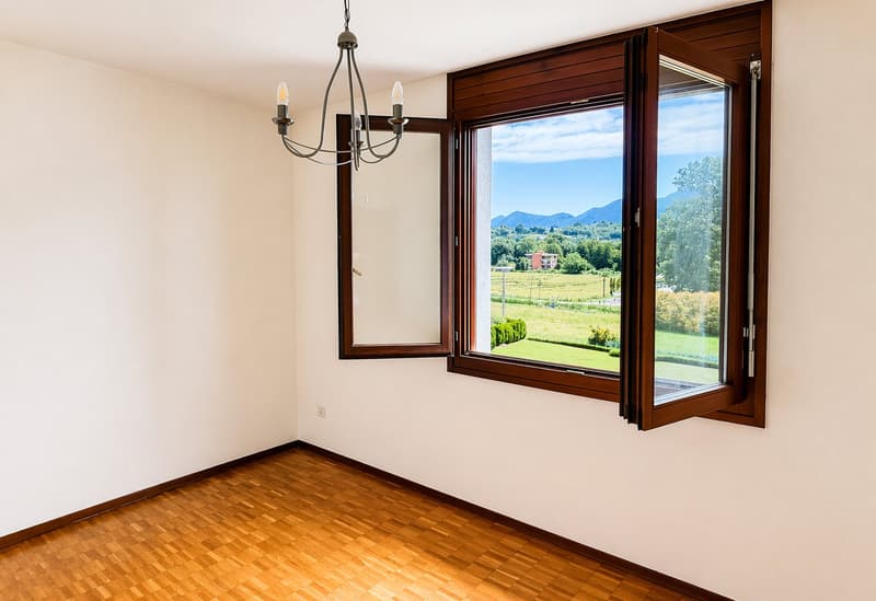 Ampio 4.5 locali, ideale anche come abitazione secondaria (9)