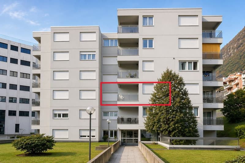 2.5 locali, ristrutturato, balcone e box privato, Paradiso (AV094 – PPP 9) (1)