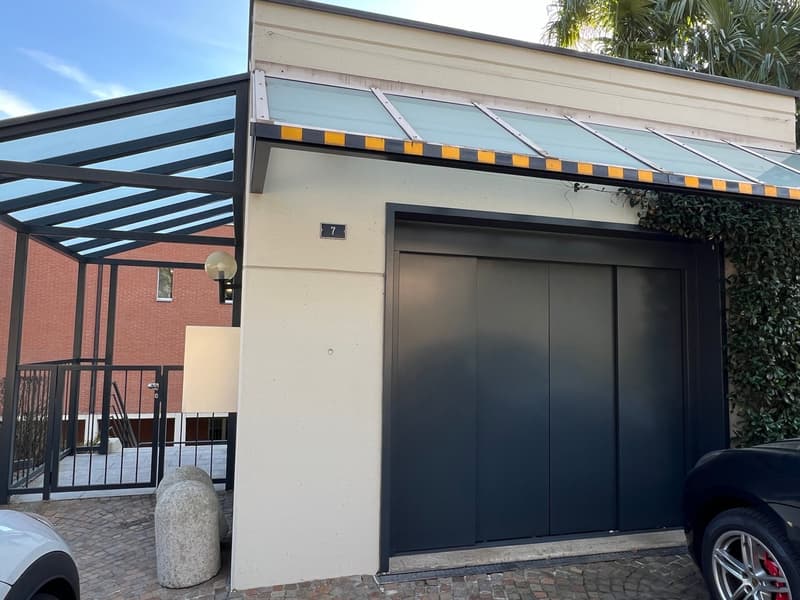 Posto auto "in-line" in garage AV100 (6)