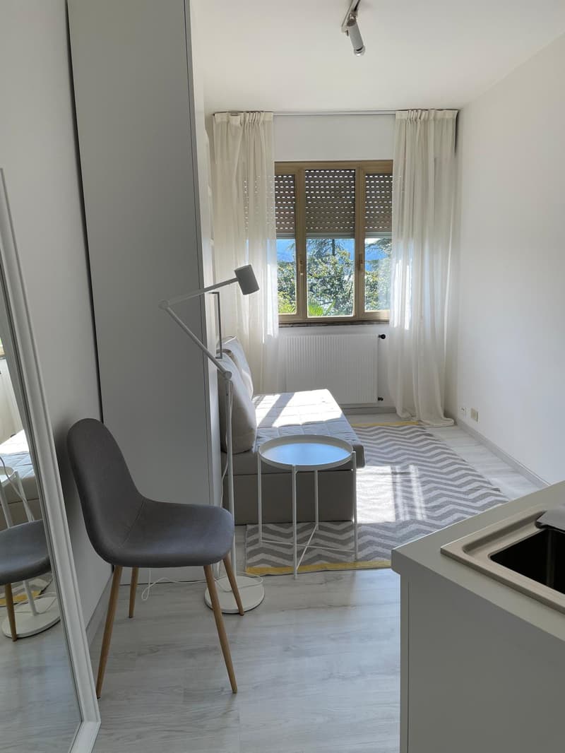 LUGANO – CASTAGNOLA – Modern studio for sale, partial lake view, in residential area (6)