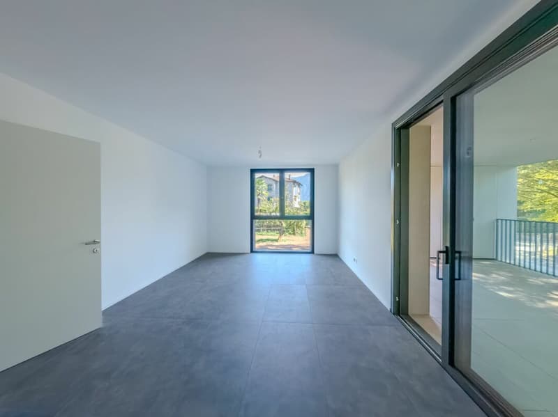 Elegante appartamento di nuova costruzione con terrazza in vendita a Lugano (2)