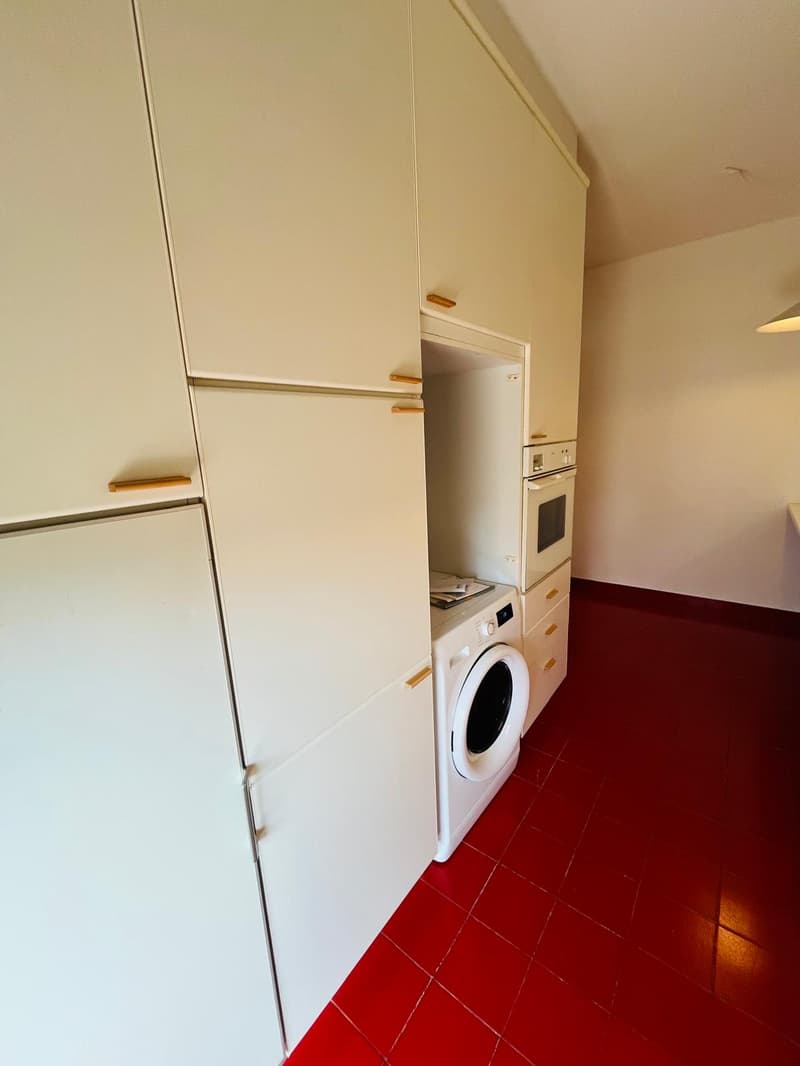 Helles 4.5-Zimmer-Apartment mit Doppelgarage in Lugano (7)