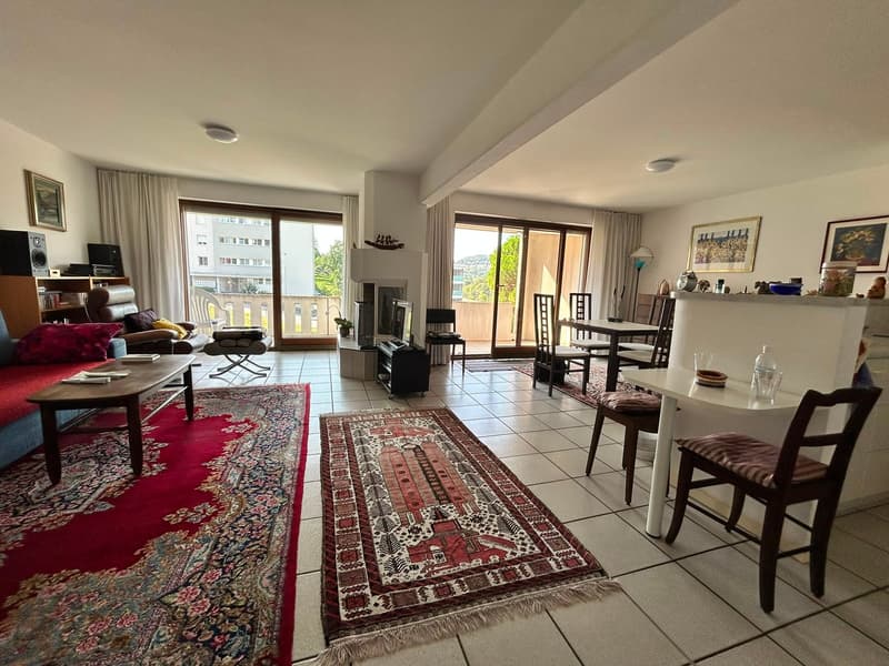 Elegante appartamento di 3,5 locali in vendita a Vezia con terrazzo (1)