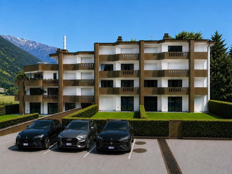 Ampio appartamento con possibilità di trasformazione in 4,5 locali (9)