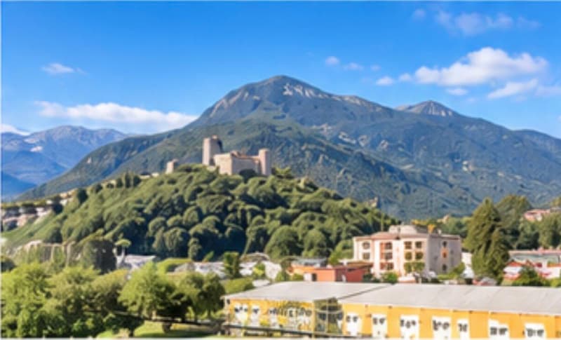 Luminoso 3.5 locali con vista panoramica a Bellinzona (1)