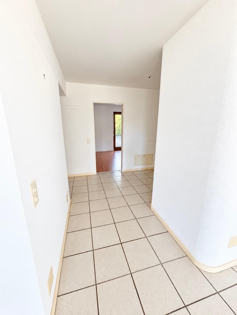 Elegante appartamento di 3,5 locali in vendita a Vezia con terrazze (10)