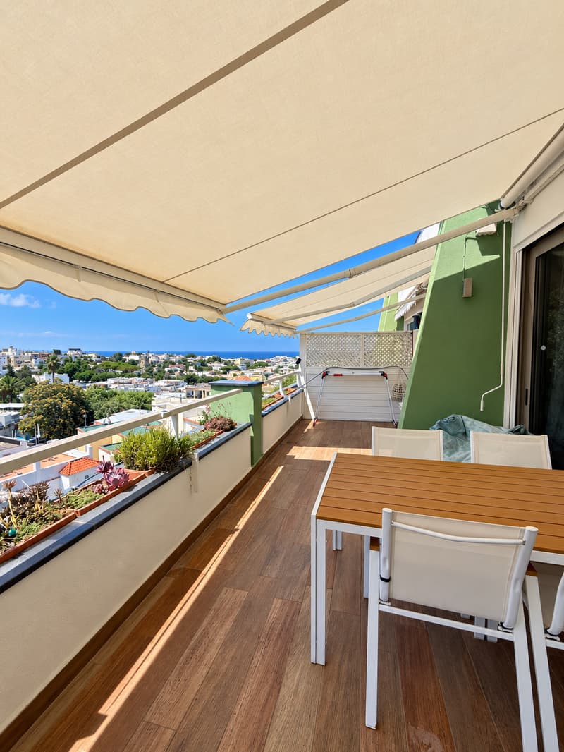 Luminoso Appartamento in Vendita a Ischia – 3.5 Locali con Vista Panoramica (5)