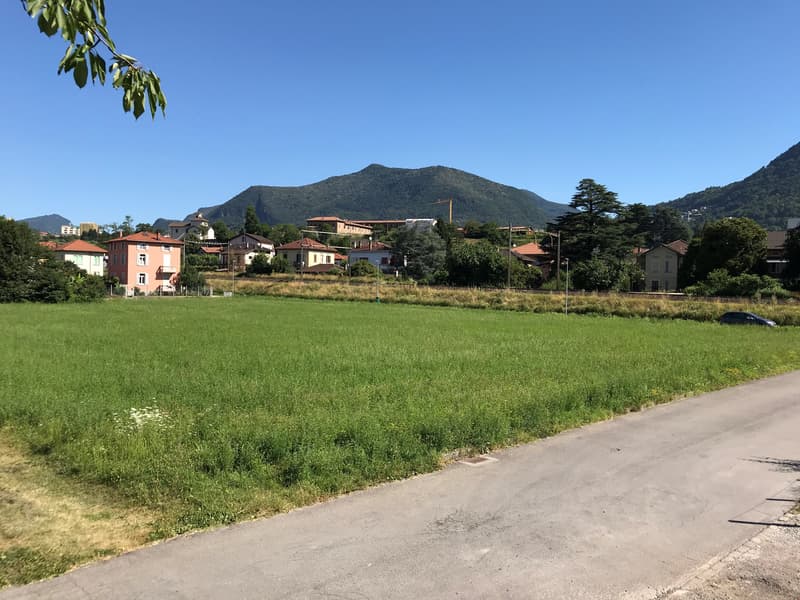 Terreno edificabile di facile accesso (15)