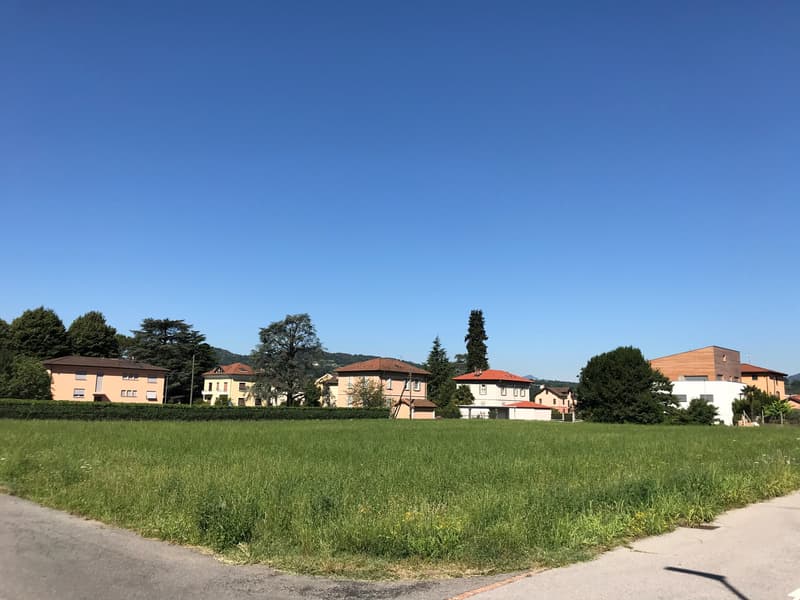 Terreno edificabile di facile accesso (4)