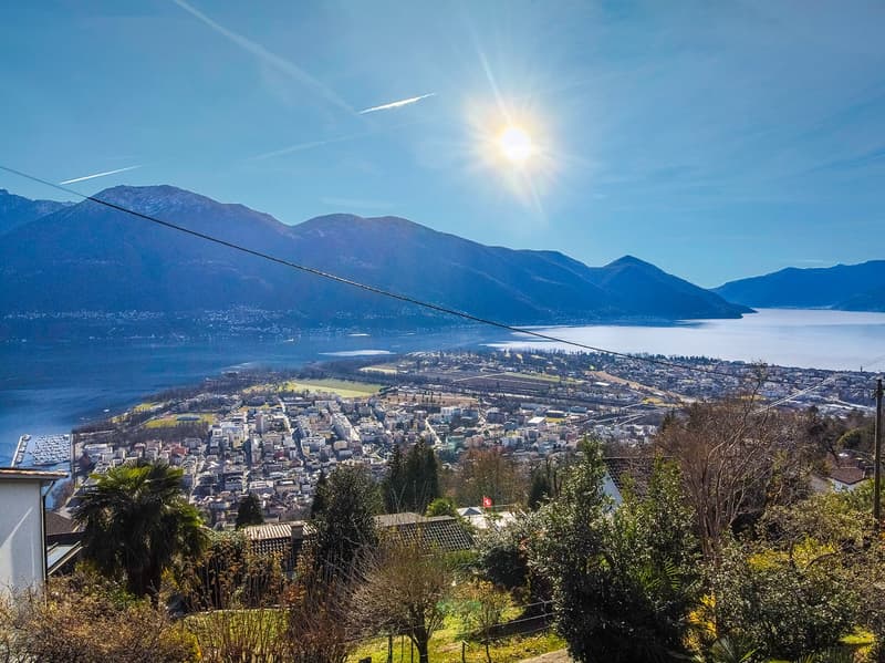 Großes Baugrundstück mit Seeblick (2)