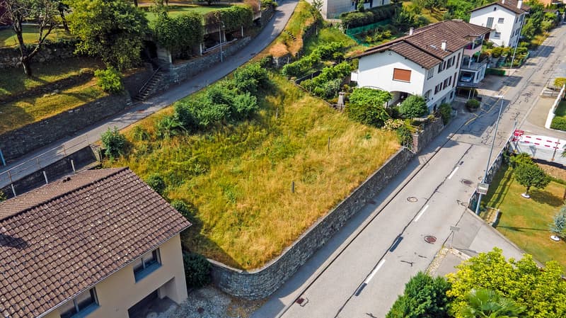 Centovalli, Baugrundstück in Wohngebiet. (3)
