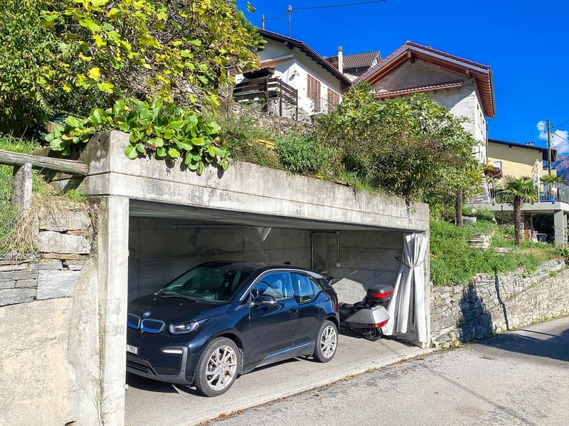 Einfamilienhaus mit separater Dachwohnung (37)