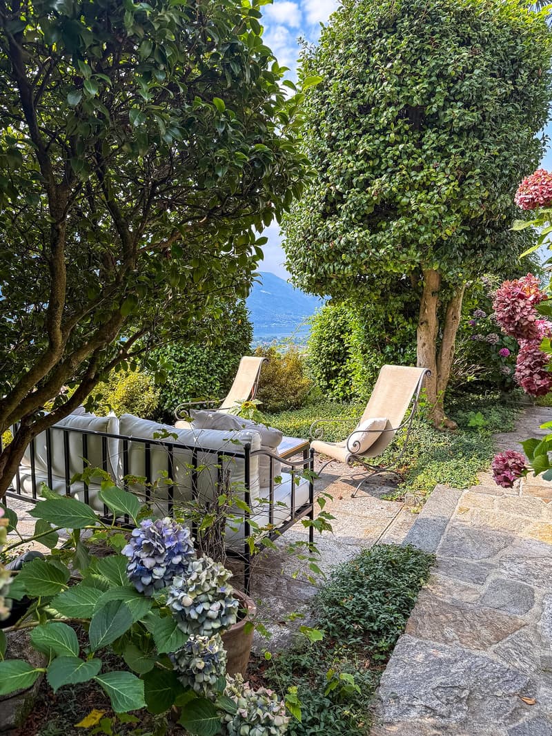 Proprietà affascinante in un angolo di paradiso sul Lago Maggiore (9)