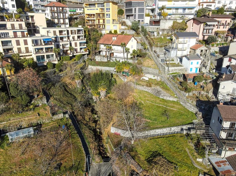 Terreno edificabile con splendida vista lago (7)