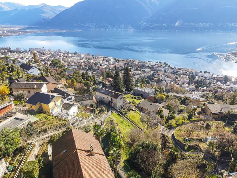 Terreno edificabile con splendida vista lago (6)