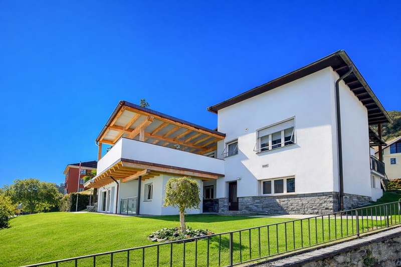 Maison unifamiliale de 7 pièces avec vue panoramique à Acquarossa (2)