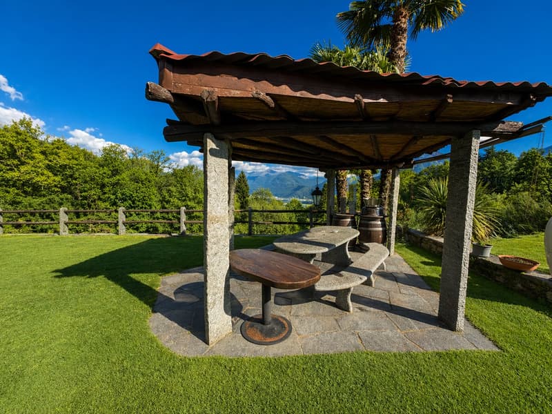Seconda casa! Oasi nella natura con giardino, piscina e pergola (4)