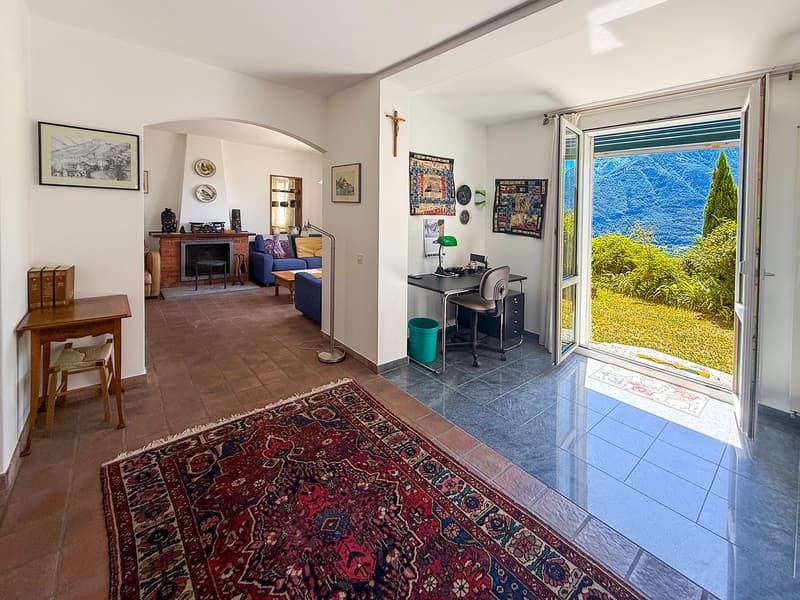 Traumhafte Villa in der Natur mit atemberaubendem Panoramablick (12)