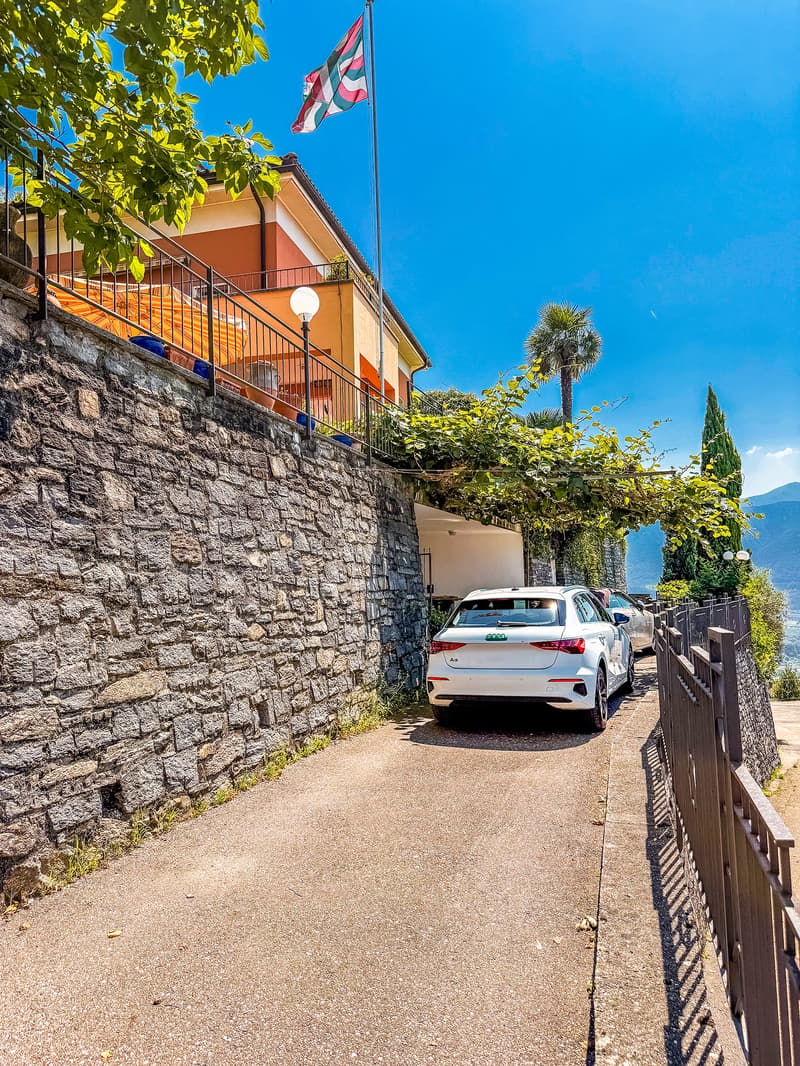 On Lake Maggiore, in Ticino, Holiday Home with Panoramic View (28)