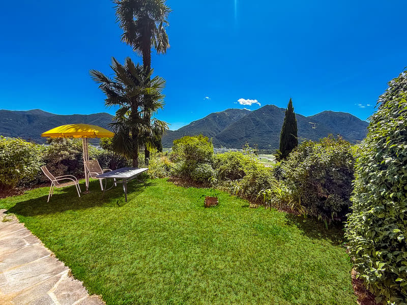 Zweitwohnsitz , Lago Maggiore, Tessin: Anwesen mit atemberaubendem Seeblick (2)