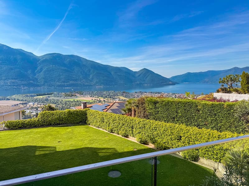 3,5 Zimmerwohnung mit garten und Panoramablick (8)