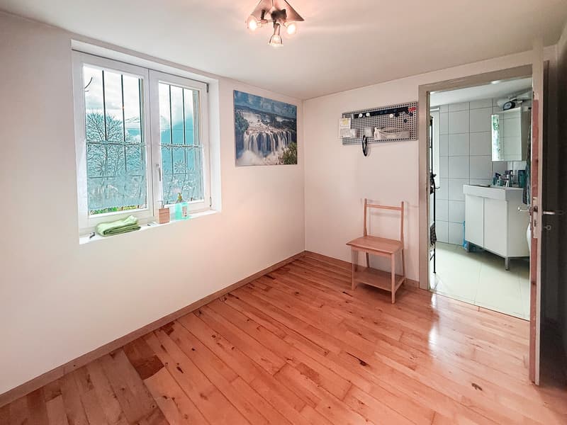 Maison tessinoise typique dans la vallée de Blenio (12)