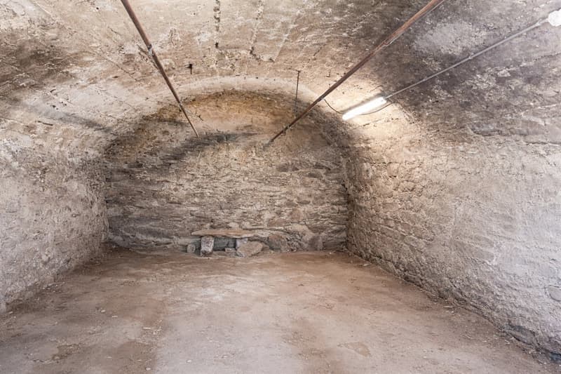 Maison tessinoise typique dans la vallée de Blenio (16)